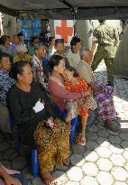 SDF emergency relief team opens clinic in quake-hit Yogyakarta