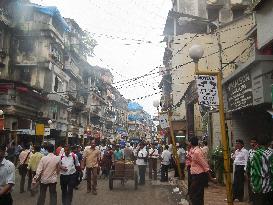 Zaveri Bazar in Mumbai