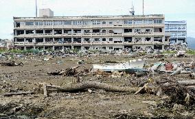 Only 6 of 82 quake-hit schools restored in Iwate, Miyagi
