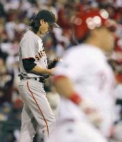 Giants' Lincecum pitches against Phillies