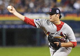 Cardinals beat Tigers in World Series opener