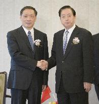 Japan, China tourism ministers meet ahead of 3-way talks in Tokyo