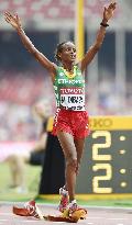 Mare Dibaba wins women's marathon at world championships