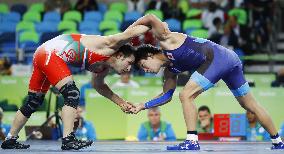 Japan wrestler Higuchi advances to men's freestyle 57-kg final