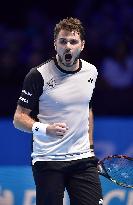 Wawrinka beats Cilic in ATP World Tour Finals