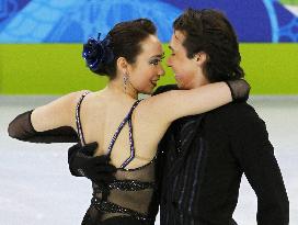 Japan's Cathy, Chris Reed perform ice dance