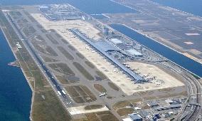 Kansai Int'l Airport turns profit for 1st time