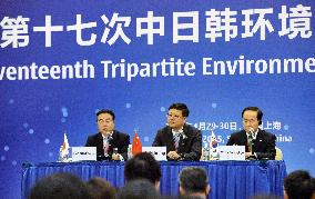 Japan, China, S. Korea adopt 5-year action plan on air pollution