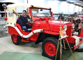 Japanese man makes replica of fire engine in picture book