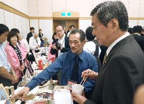 Souvenir fair held to help businesses in disaster-hit northern Japan