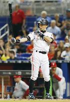 Baseball: Suzuki gets 3,056th hit in Major League Baseball