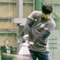 Baseball: Shohei Ohtani in training