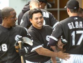 Iguchi delivers game-winning hit, Ichiro stays hot