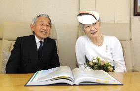 Emperor, empress arrive in Ottawa