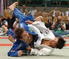 Japan's Uchishiba settles for silver at world judo c'ships