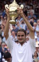 (3)Federer wins men's singles title at Wimbledon