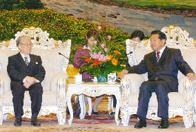 China's Jia meets Hirayama