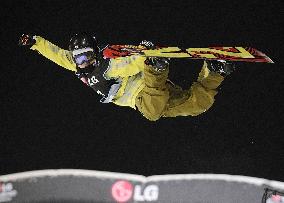 Japan's Murakami wins halfpipe event at Snowboard World Cup