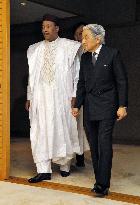 Emperor meets with Niger president