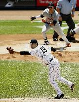 Tanaka roughed up as Yankees' win streak ends at 4