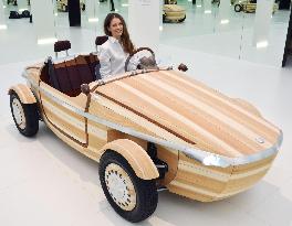 Toyota unveils wooden concept car "Setsuna"