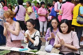 People pray for Thai king's recovery