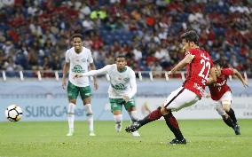 Soccer: Chapecoense's trip to Japan spoiled by Urawa as Reds win