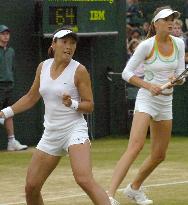Sugiyama, Hantuchova into doubles 3rd round at Wimbledon