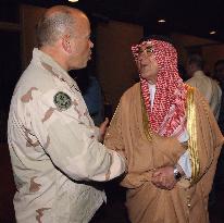 (1)Iraqis debate postwar future