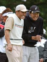 (2)Taniguchi takes joint lead at Bridgestone Open