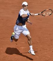 Nishikori plays Bellucci