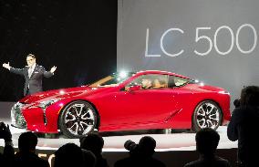 Toyota unveils LC 500 sports coupe