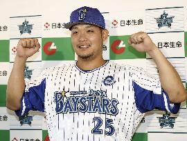 Baseball: BayStars' Tsutsugo CL player of month
