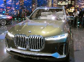 Int'l motor show begins in Frankfurt