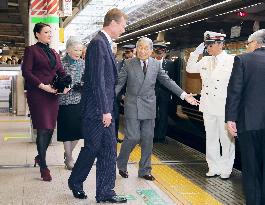 Emperor's trip to Tsukuba with Luxembourg grand duke