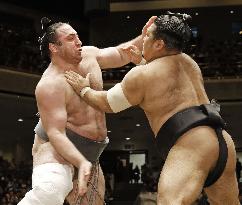 Sumo: Tochinoshin wins New Year tourney to earn 1st championship