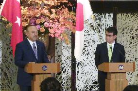 Turkish, Japanese foreign ministers
