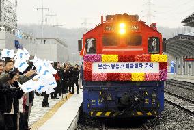 2 Koreas launch cross-border cargo train service