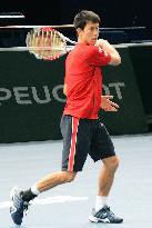 Nishikori prepares for Paris Masters
