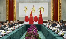 Japan, China agree to push Asia's infrastructure development