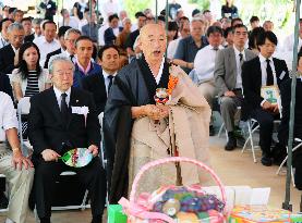 Japanese priest chants sutra for Japanese died in Bashi Channel