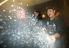 Yankees clinches playoff berth, 1st time in 3 yrs