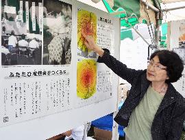 Woman shows place of radiation exposure in Hiroshima A-bombing