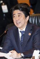 Japanese PM Abe meets with ASEAN leaders in Kuala Lumpur