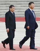 China, Philippines agree to exercise self-restraint in S. China Sea