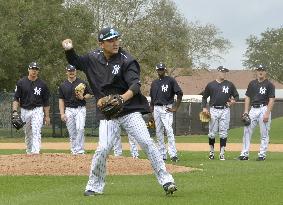 Yankees' Tanaka honored to be Opening Day starter again