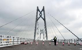 World's longest sea bridge in China