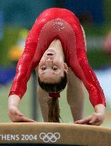 (1)Patterson wins women's gymnastics individual all-round