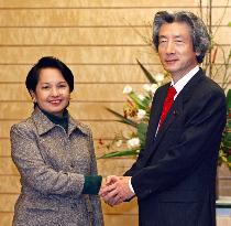 Philippine's Arroyo meets with Koizumi