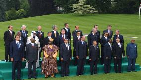 G-8 summit opens, 1st day of talks on Africa
